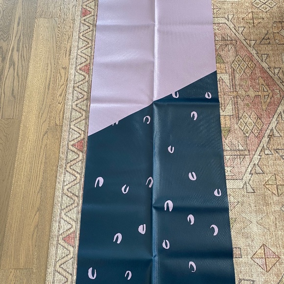 Anthropologie Live Mindfully Travel Yoga Mat - Picture 4 of 6